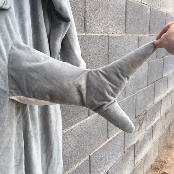 Grey White Shark Costume Hyde and Eek Adult Jumpsuit Adult Large Halloween - Picture 4 of 12